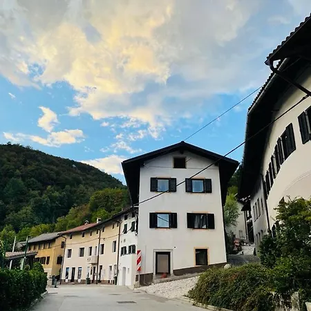 Family - Soca And Nadiza 아파트 코바리드